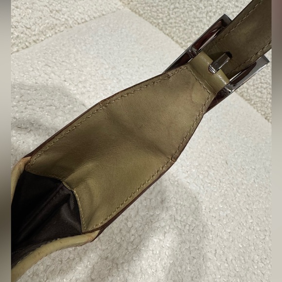 Gucci Jackie 1961 Leather and Canvas Shoulder Bag - Picture 9 of 10